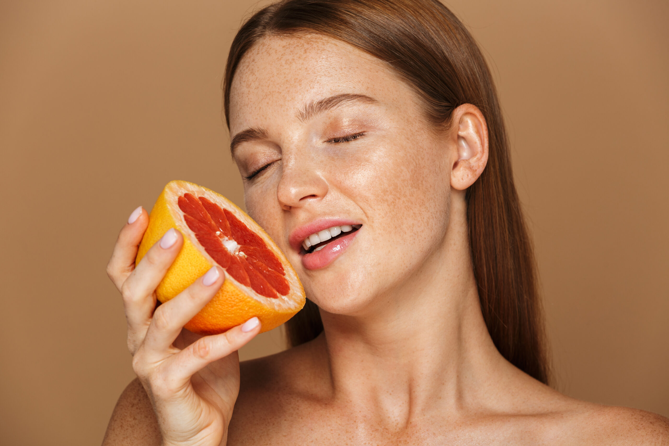 Vitamin C Antioxidant Protection Against Oxidative Stress and Hyperpigmentation