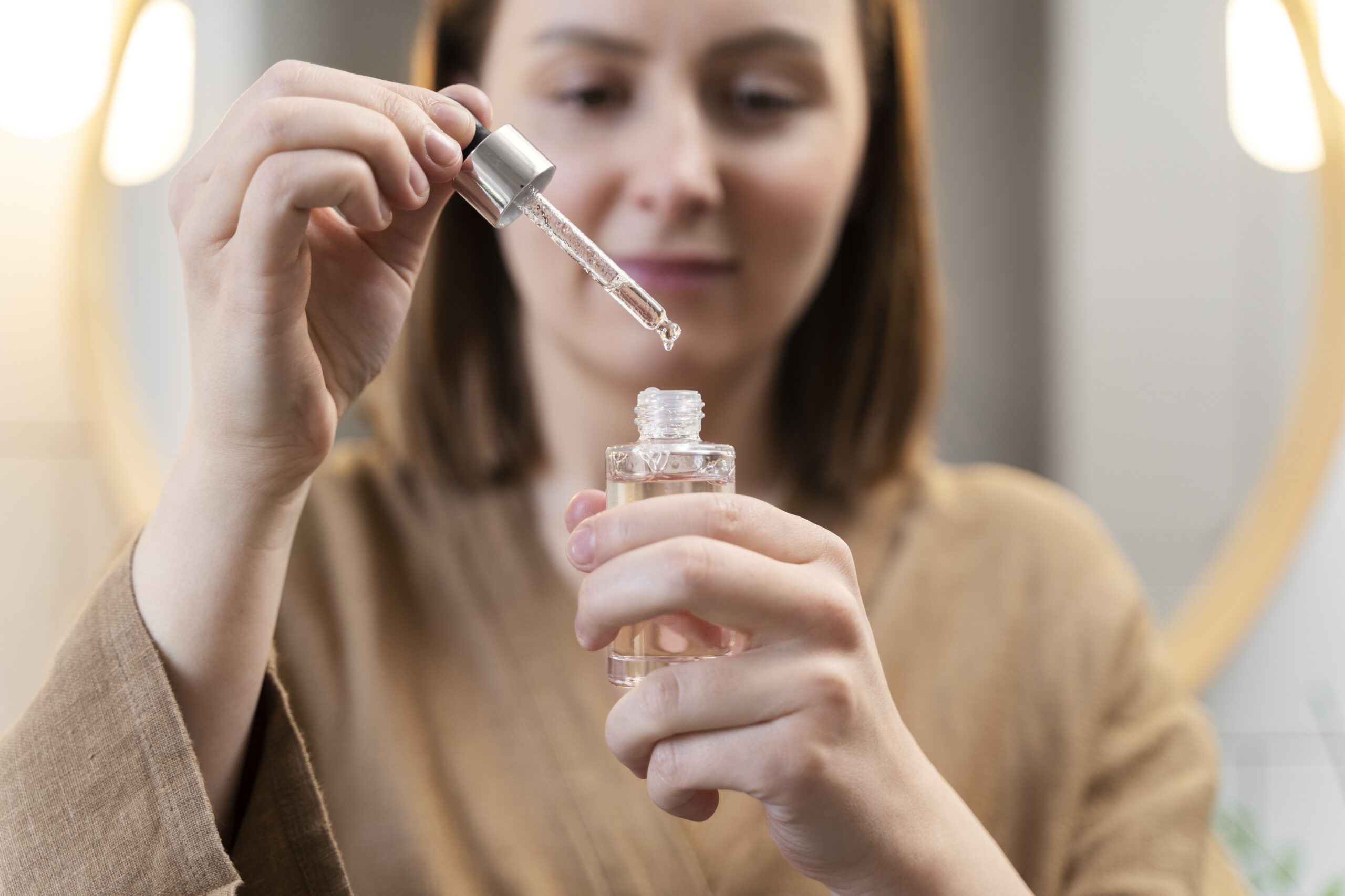 Azelaic Acid: 7 Powerful Benefits & How to Use It Safely